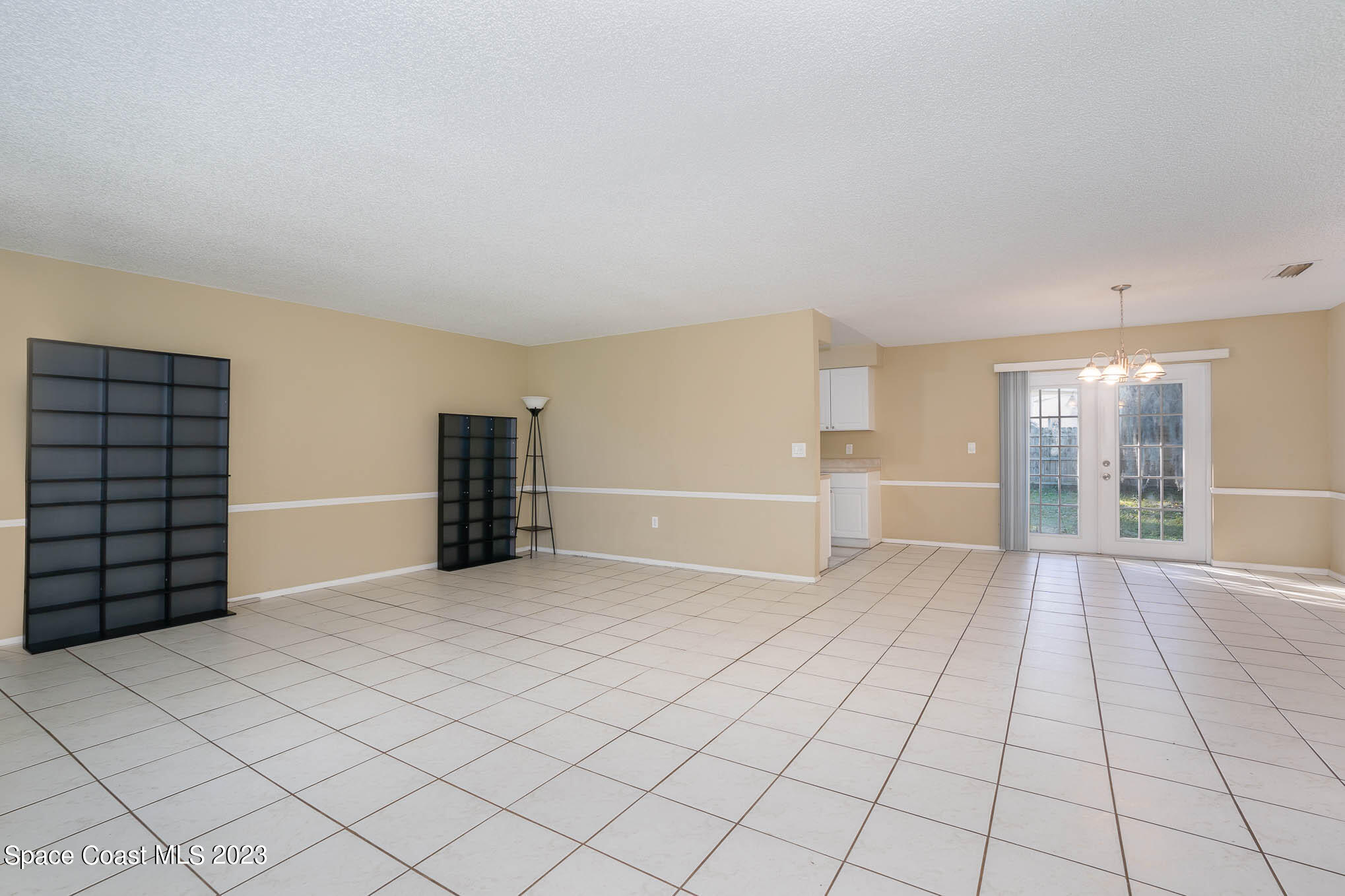 2445 Victor Road Cocoa, FL 32926 - Photo 3 of 22 DSC00007-Edit