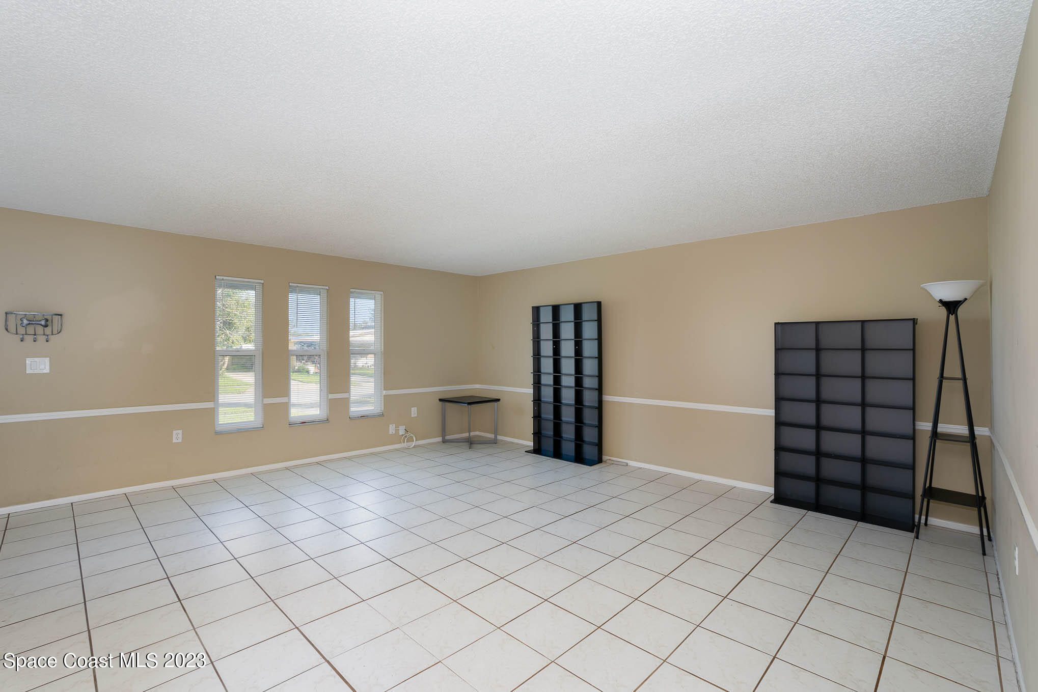 2445 Victor Road Cocoa, FL 32926 - Photo 6 of 22 DSC00003-Edit