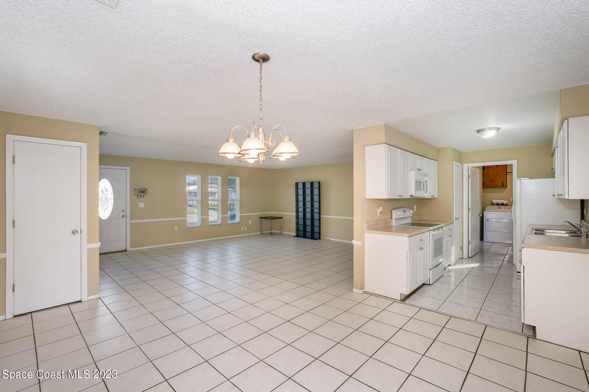 2445 Victor Road Cocoa, FL 32926 - Photo 8 of 22 DSC00011-Edit