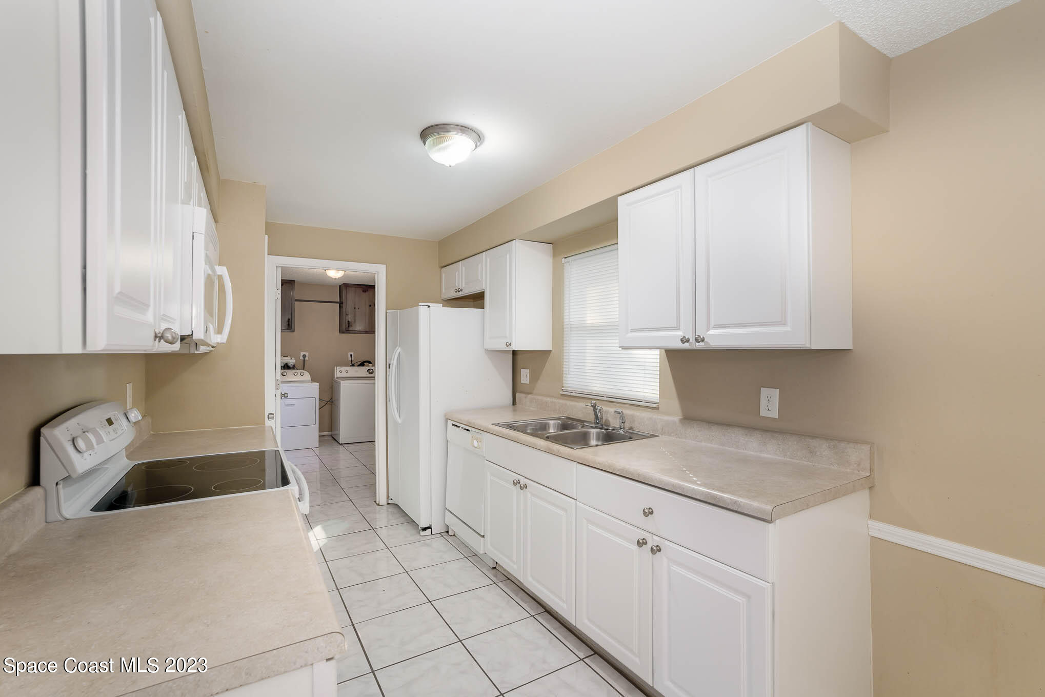 2445 Victor Road Cocoa, FL 32926 - Photo 10 of 22 DSC00015-Edit