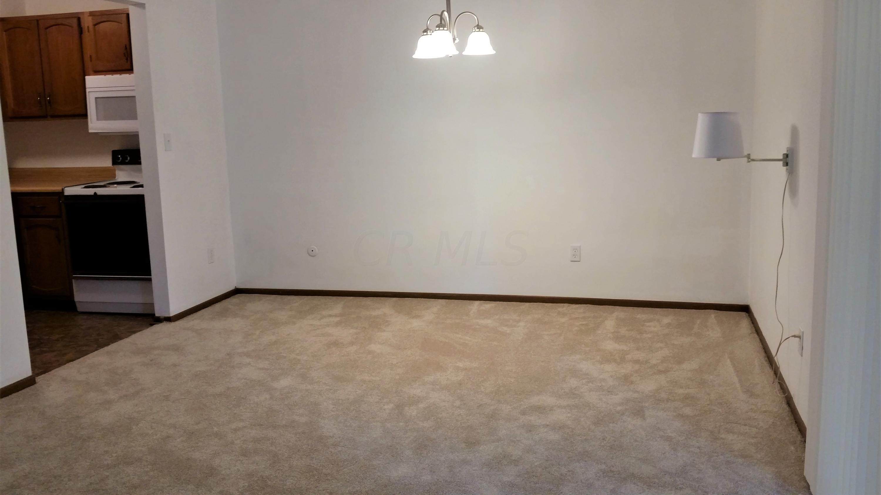 4143 Karl Road, Unit 112 Columbus, OH 43224 - Photo 5 of 17 Gallery Image 5