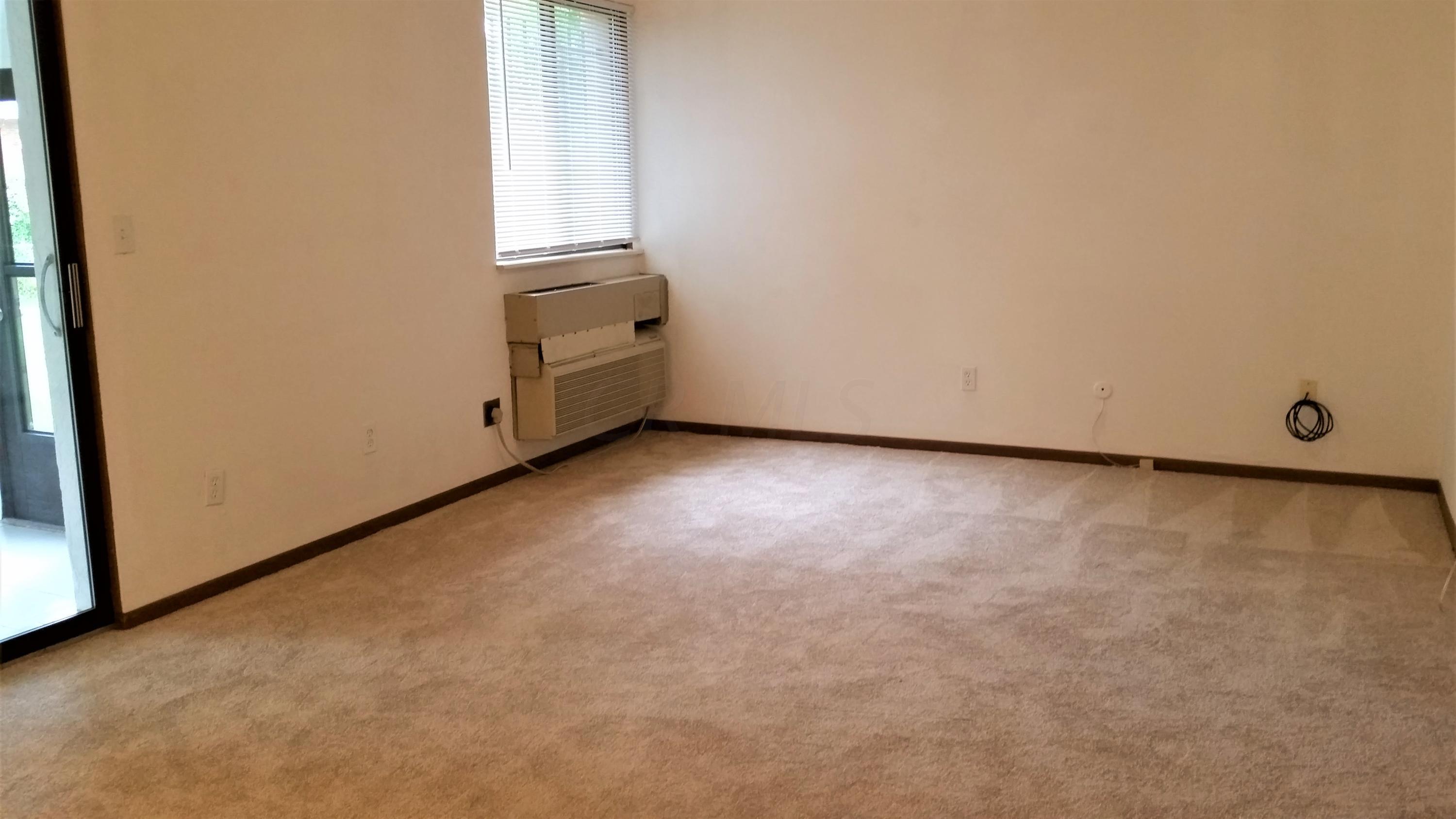 4143 Karl Road, Unit 112 Columbus, OH 43224 - Photo 6 of 17 Gallery Image 6