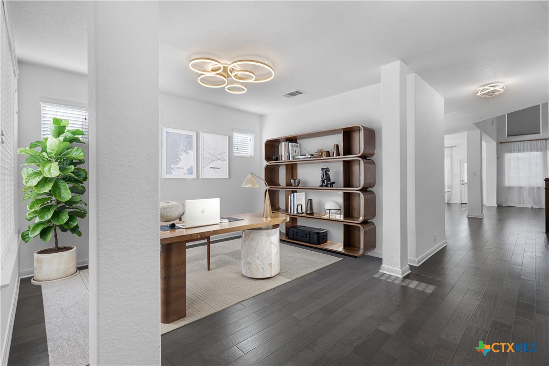 619 Hidden View Street New Braunfels, TX 78130 - Photo 15 of 35 This photo is Staged.