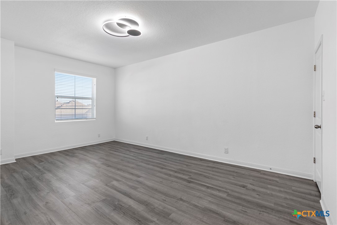 619 Hidden View Street New Braunfels, TX 78130 - Photo 30 of 35