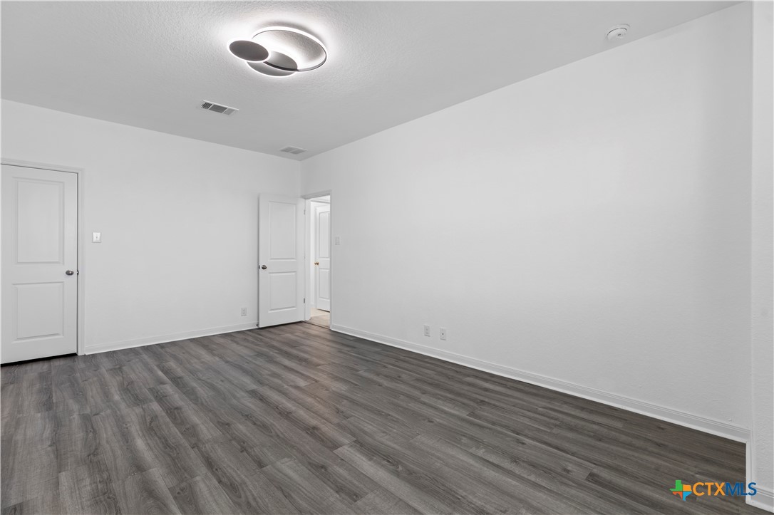 619 Hidden View Street New Braunfels, TX 78130 - Photo 31 of 35