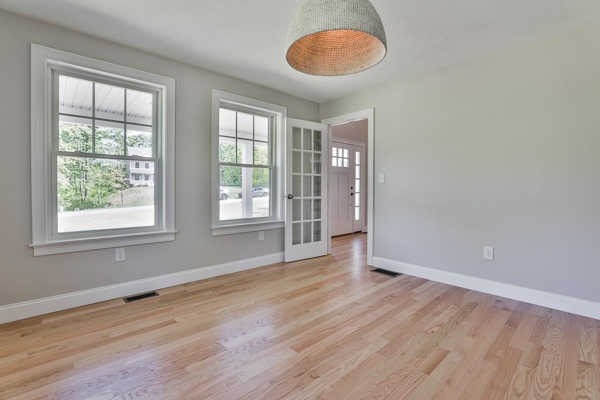 33 Countryside Drive Brookline, NH 03033 - Photo 18 of 36