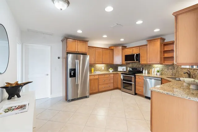 $1,699,000 | 370 Southeast 3rd Court, Pompano Beach, FL 33060