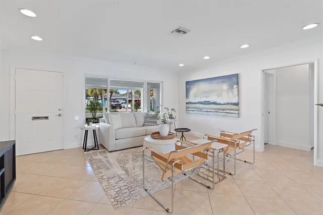 $1,699,000 | 370 Southeast 3rd Court, Pompano Beach, FL 33060