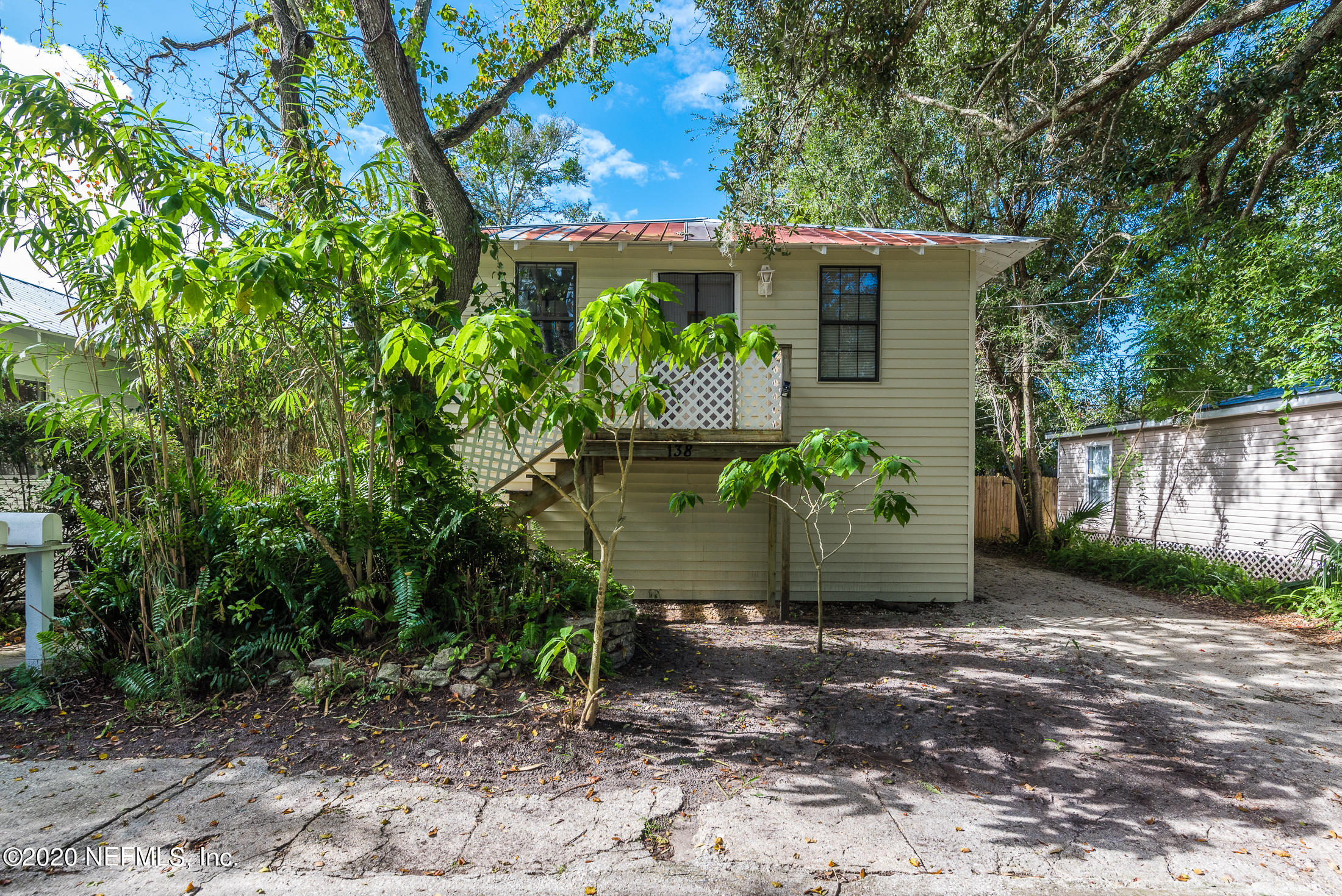 138 Oneida Street St. Augustine, FL 32084 - Photo 3 of 42 DSC_5449