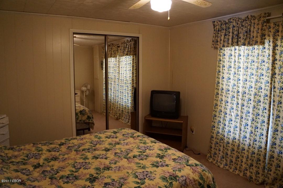 165 Sisk Road Creal Springs, IL 62922 - Photo 15 of 33 Gallery Image 15