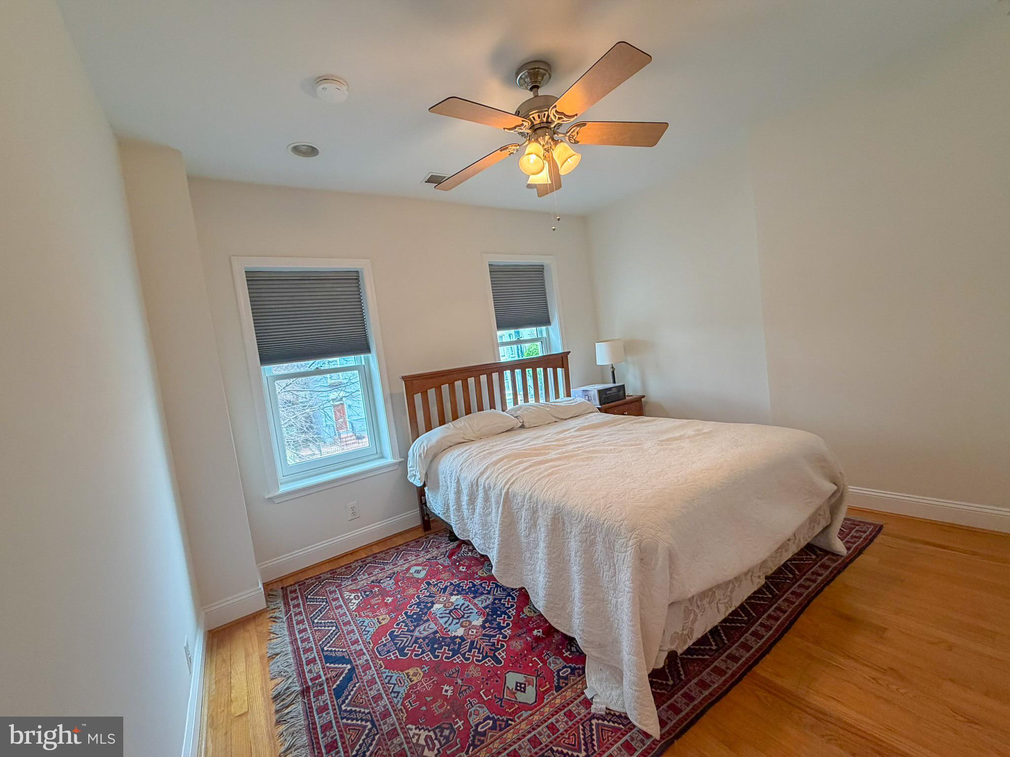 318 11th Street Southeast Washington, DC 20003 - Photo 10 of 15