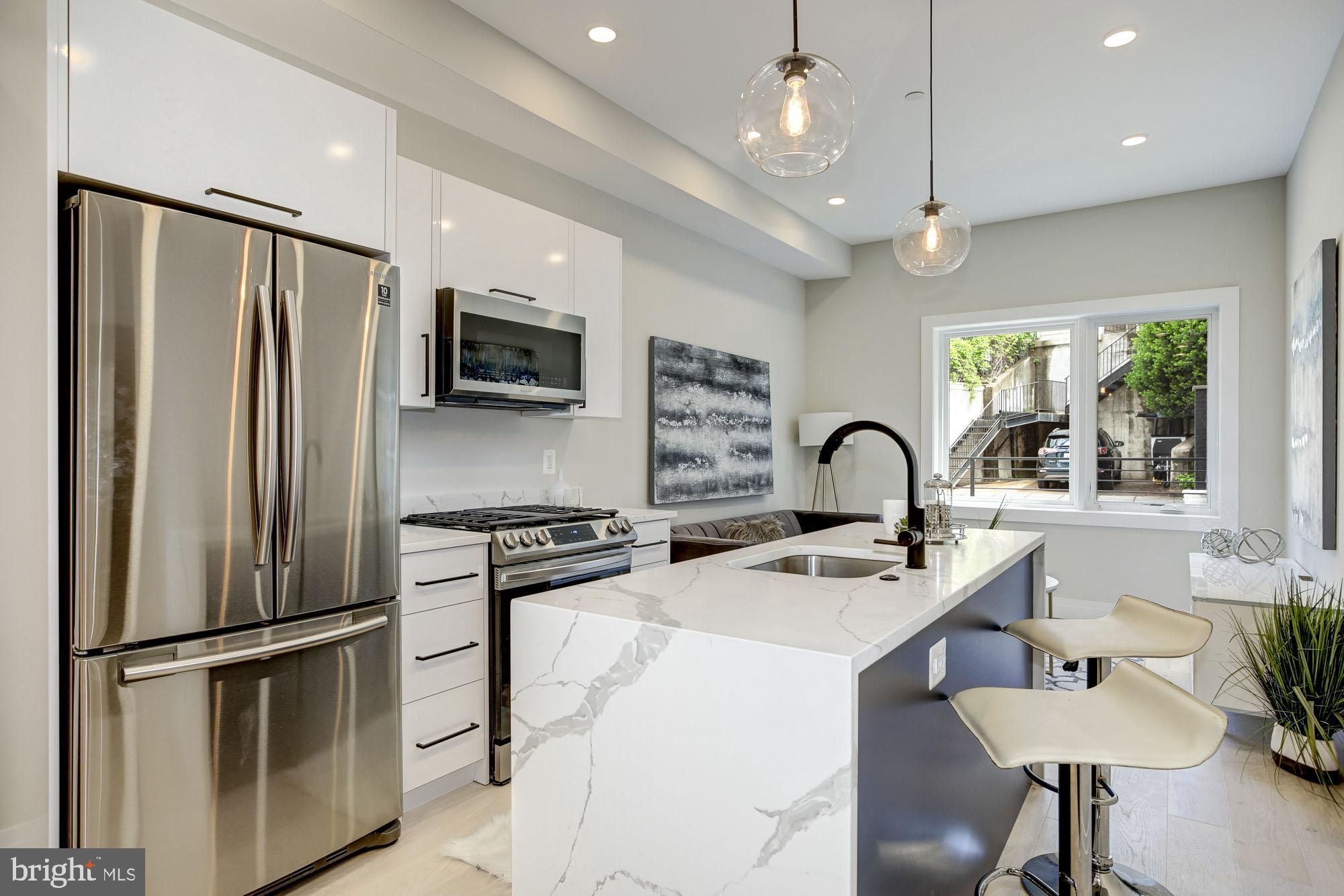 2301 Ontario Road Northwest, Unit 102 Washington, DC 20009 - Photo 2 of 11