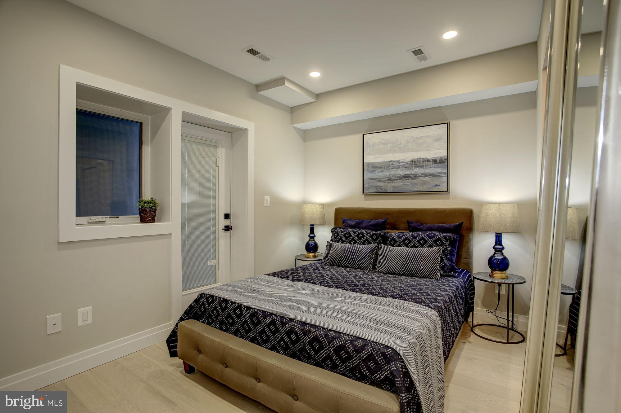 2301 Ontario Road Northwest, Unit 102 Washington, DC 20009 - Photo 5 of 11