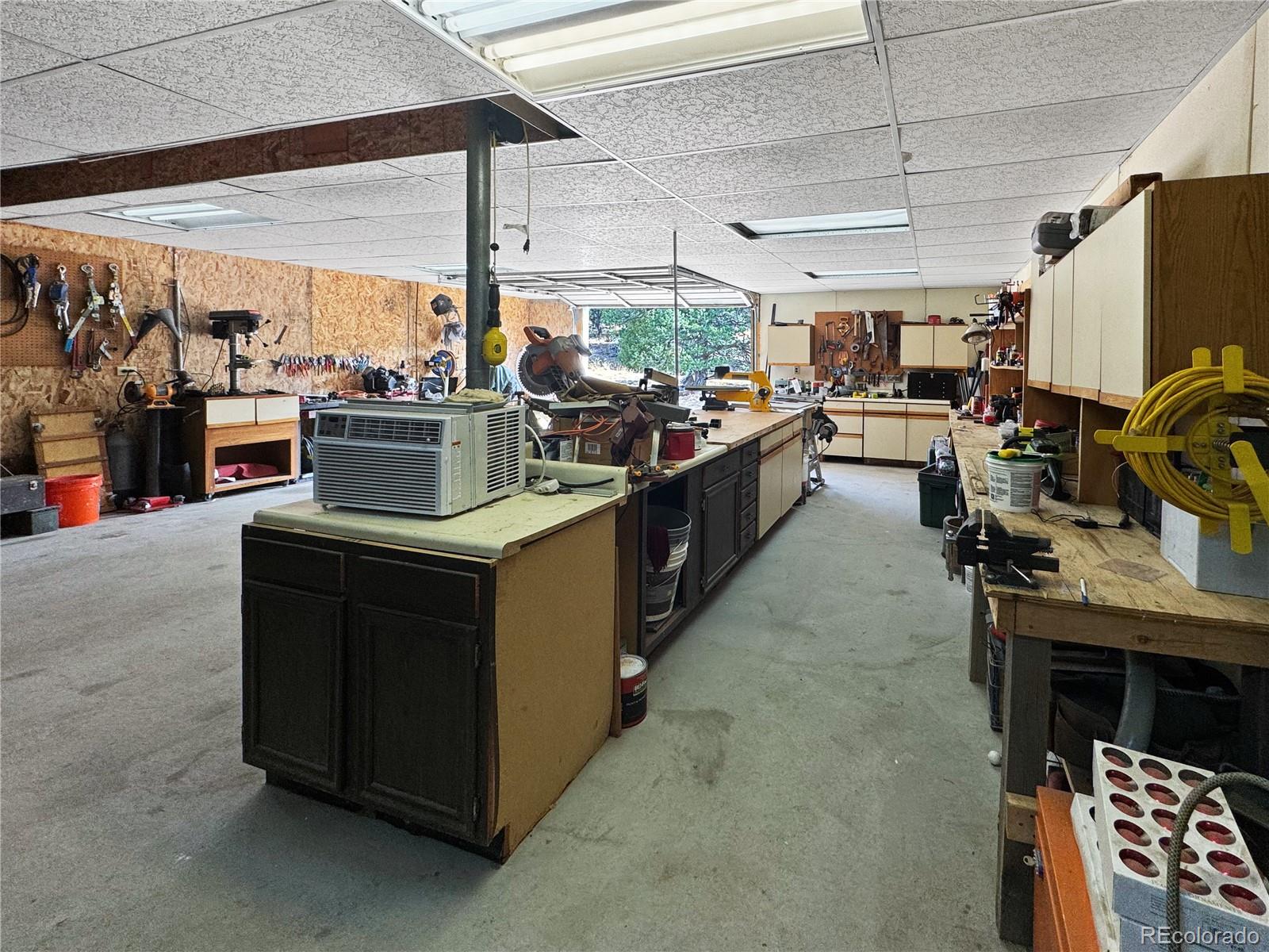1525 L Path Cotopaxi, CO 81223 - Photo 21 of 28 a kitchen with lots of counter top space