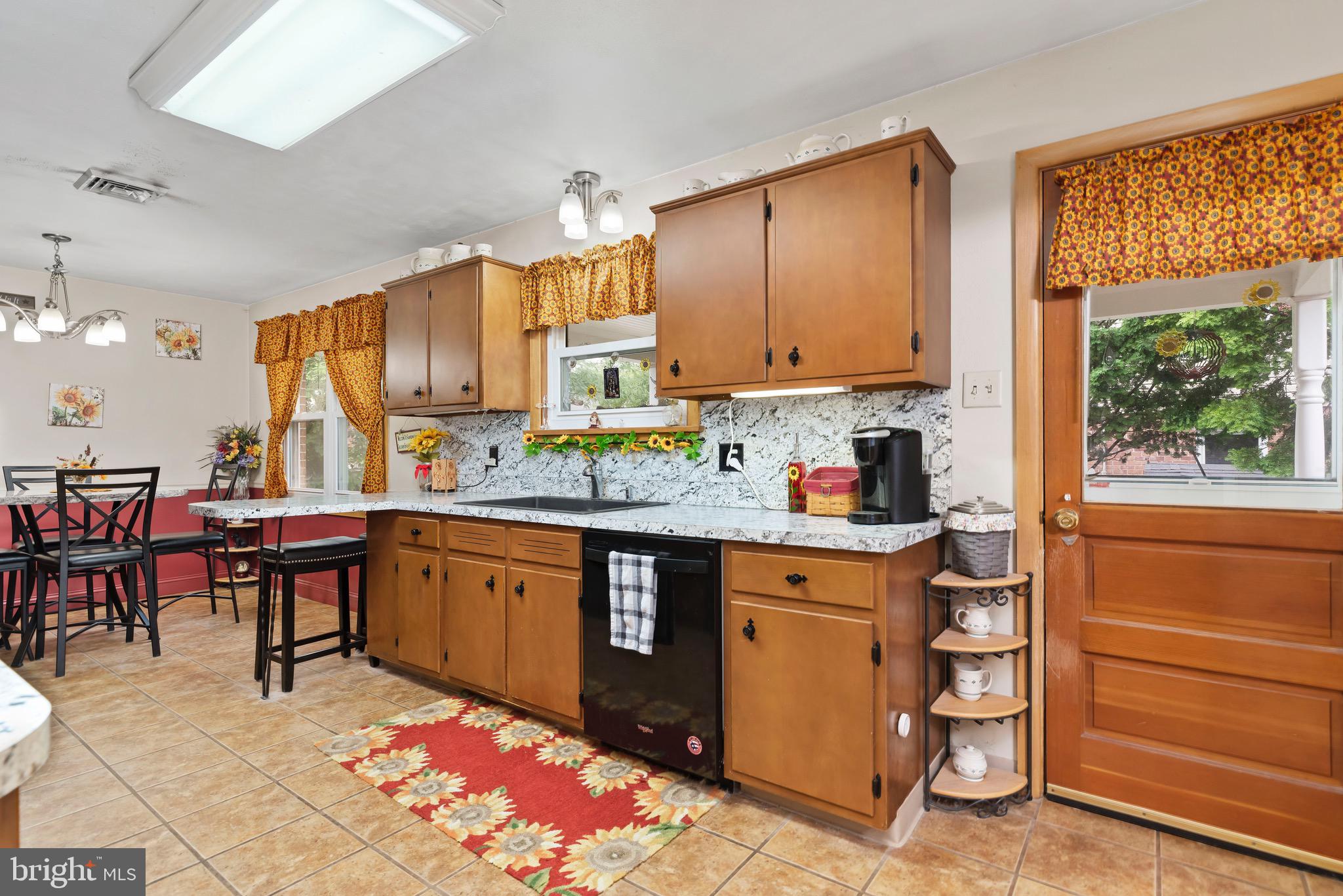 505 South Forge Road Palmyra, PA 17078 - Photo 7 of 33 Gallery Image 7