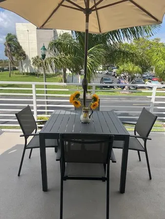 $2,500 | 1605 Highway 1, Unit 201M2, Jupiter, FL 33477