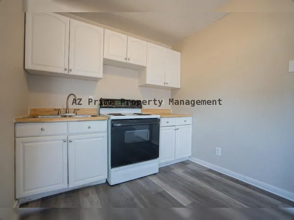 $750 | 9606 North 11th Avenue, Unit 105, Phoenix, AZ 85021