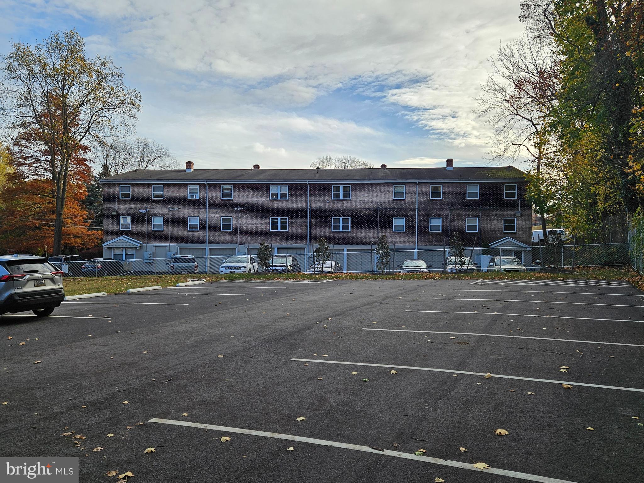 200 North Wayne Avenue, Unit 5 Wayne, PA 19087 - Photo 14 of 15 Ample Parking