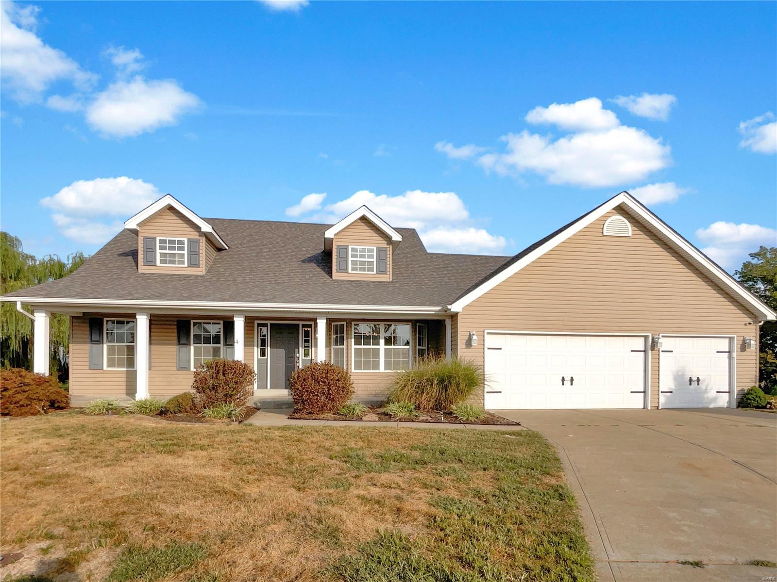 938 Hampshire Heath Dr  