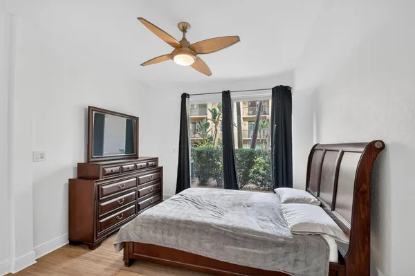 $1,900 | 1805 North Flagler Drive, Unit 115, West Palm Beach, FL 33407