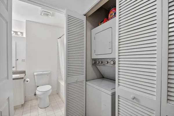 $1,900 | 1805 North Flagler Drive, Unit 115, West Palm Beach, FL 33407