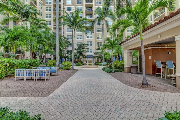 $1,900 | 1805 North Flagler Drive, Unit 115, West Palm Beach, FL 33407
