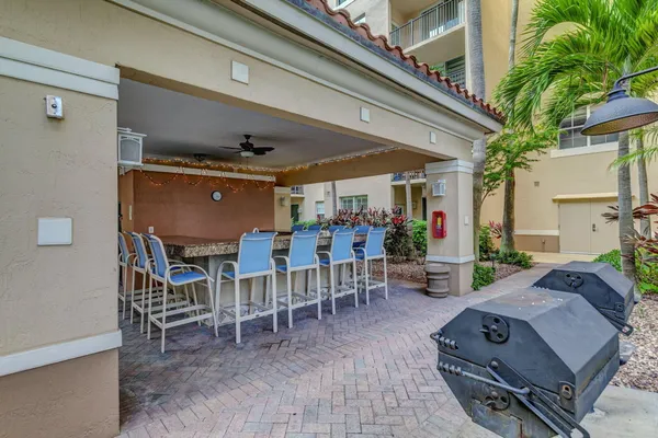 $1,900 | 1805 North Flagler Drive, Unit 115, West Palm Beach, FL 33407