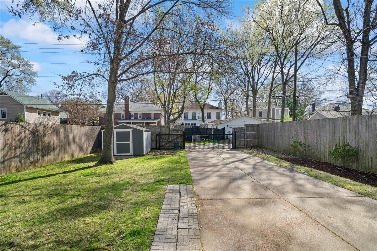 348 North McNeil Street Memphis, TN 38112 - Photo 28 of 35