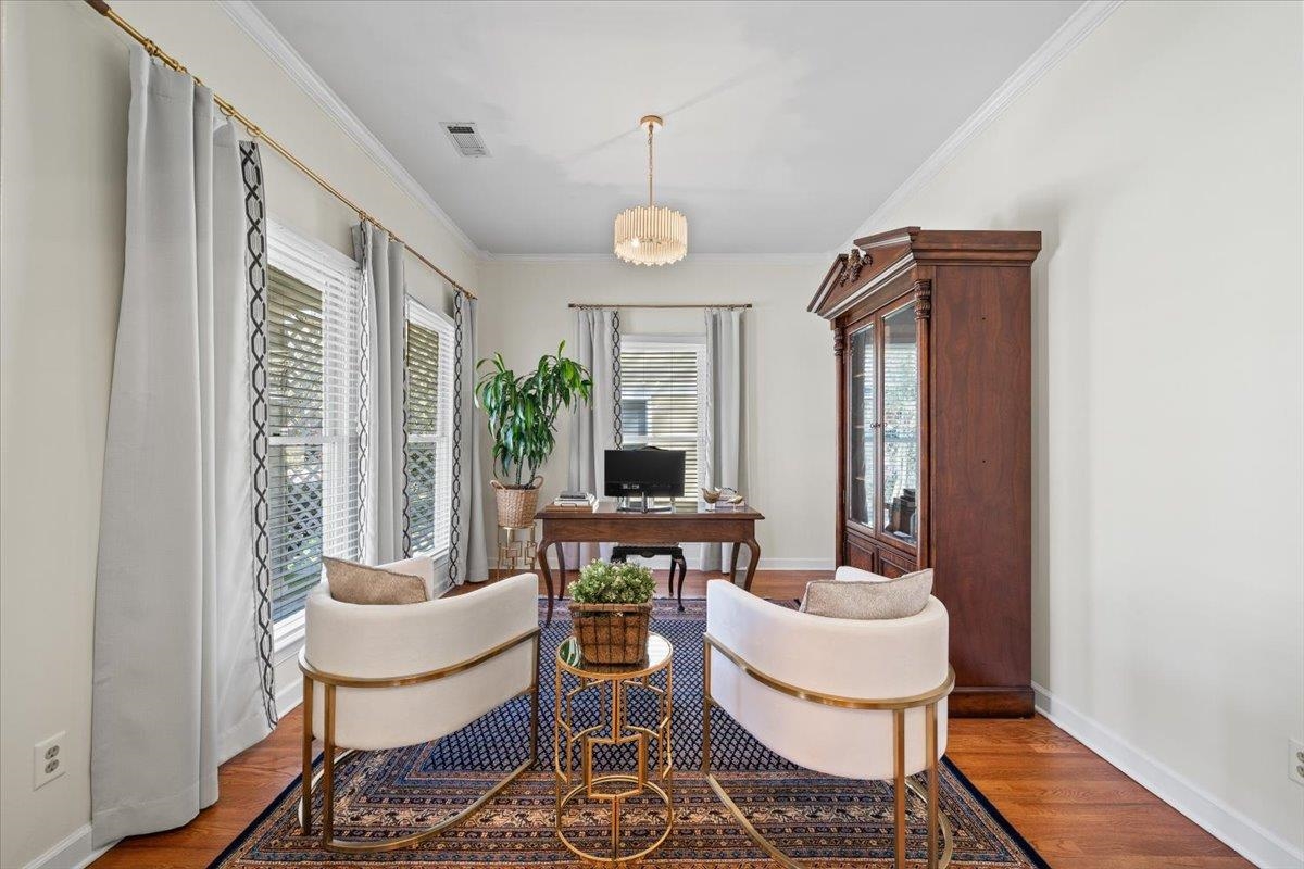 348 North McNeil Street Memphis, TN 38112 - Photo 9 of 35