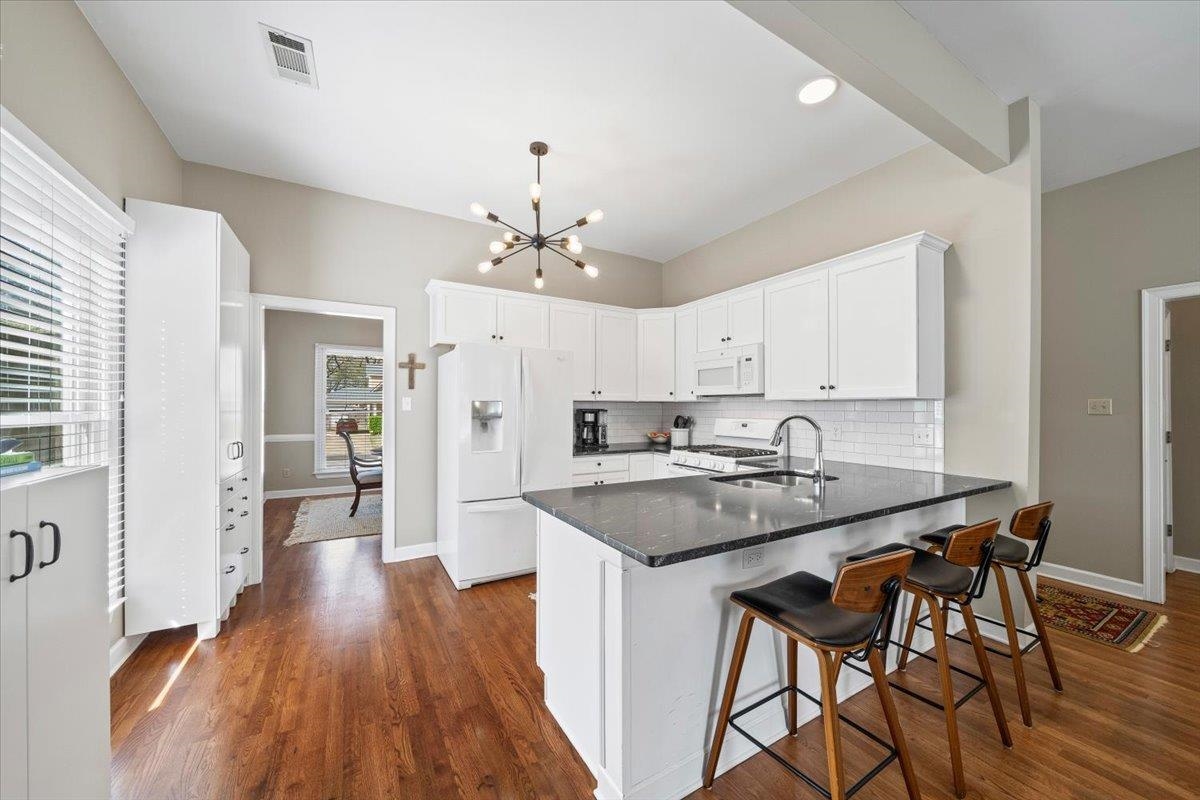 348 North McNeil Street Memphis, TN 38112 - Photo 10 of 35