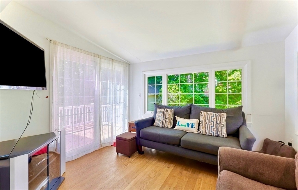 33 Princess Road Newton, MA 02465 - Photo 23 of 42