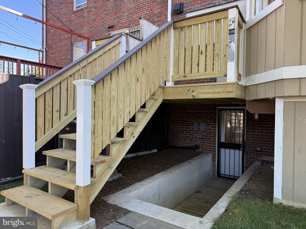 309 Rittenhouse Street Northwest Washington, DC 20011 - Photo 45 of 46 Backyard porch deck