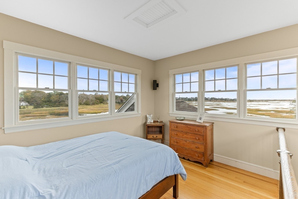 11 Georges Rock Road Sandwich, MA 02563 - Photo 35 of 38 Gallery Image 35