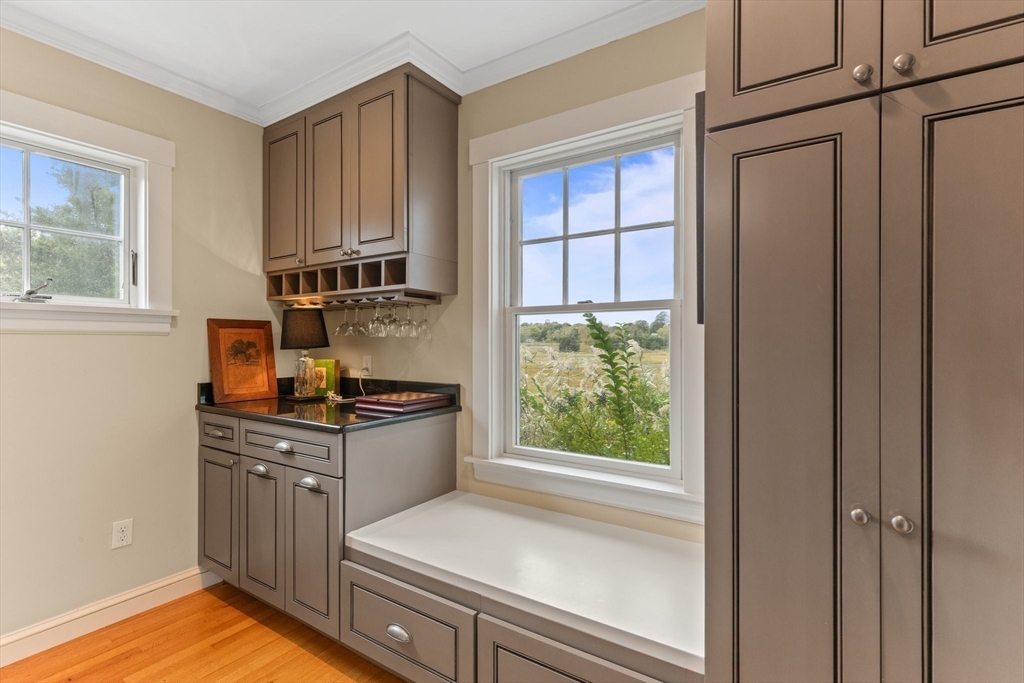11 Georges Rock Road Sandwich, MA 02563 - Photo 9 of 38 Gallery Image 9