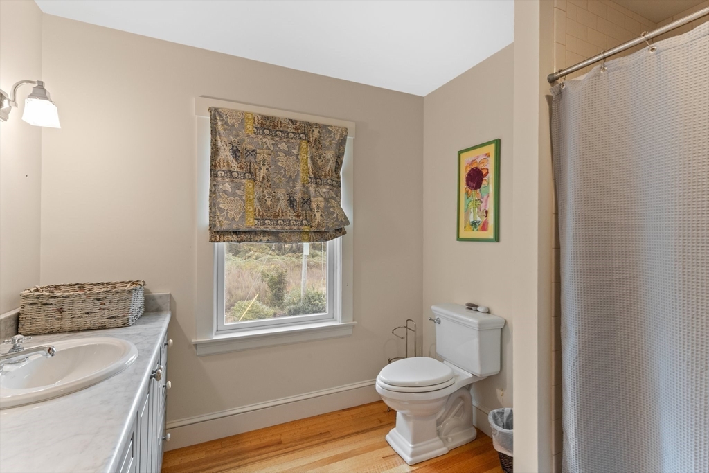 11 Georges Rock Road Sandwich, MA 02563 - Photo 10 of 38 Gallery Image 10