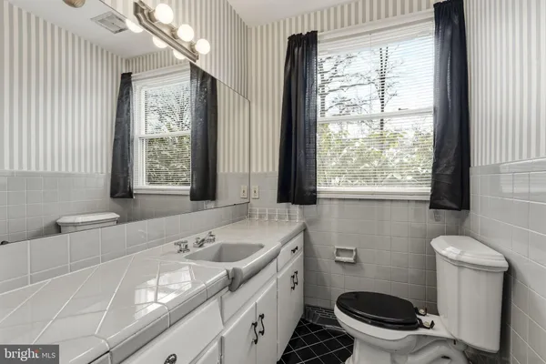$385,000 | 2301 Edgewood Road, Harrisburg, PA 17104