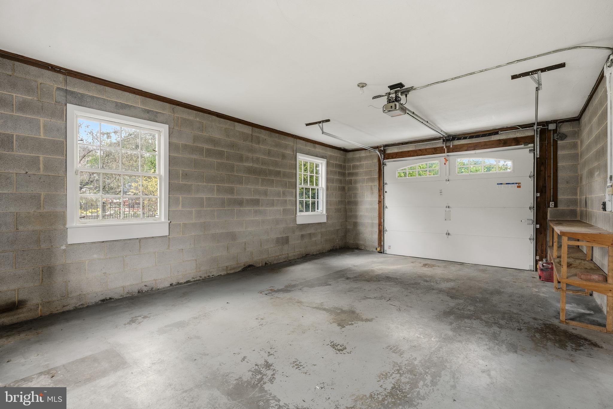 2301 Edgewood Road Harrisburg, PA 17104 - Photo 41 of 63 an empty room with windows
