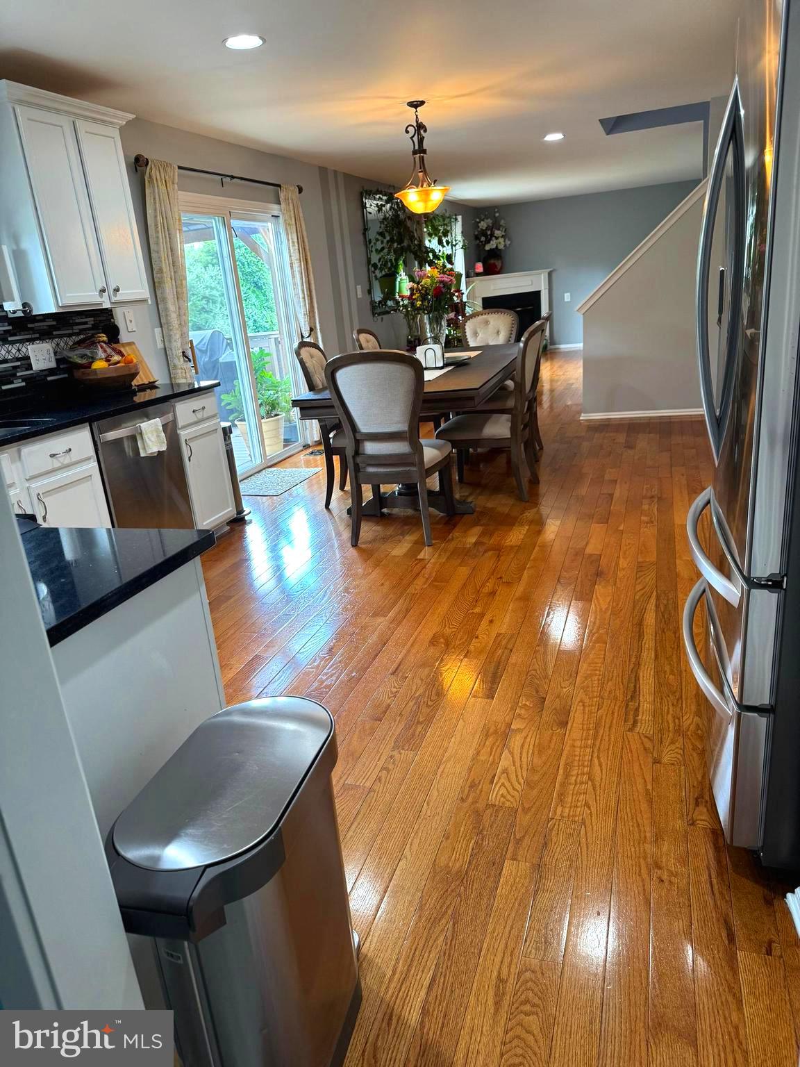40 Ripley Road Stafford, VA 22556 - Photo 10 of 50 Here is the heart of it all. Eat in Kitchen