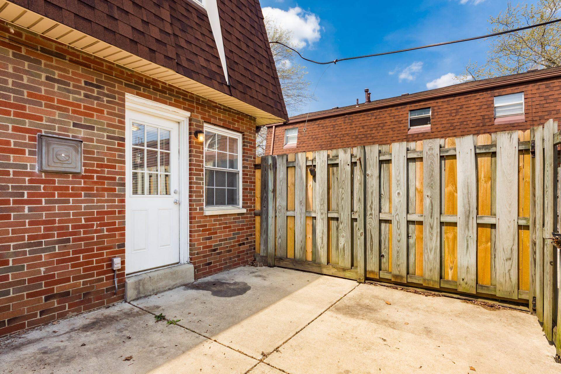 5690 Beechcroft Road, Unit A Columbus, OH 43229 - Photo 11 of 13 Gallery Image 11