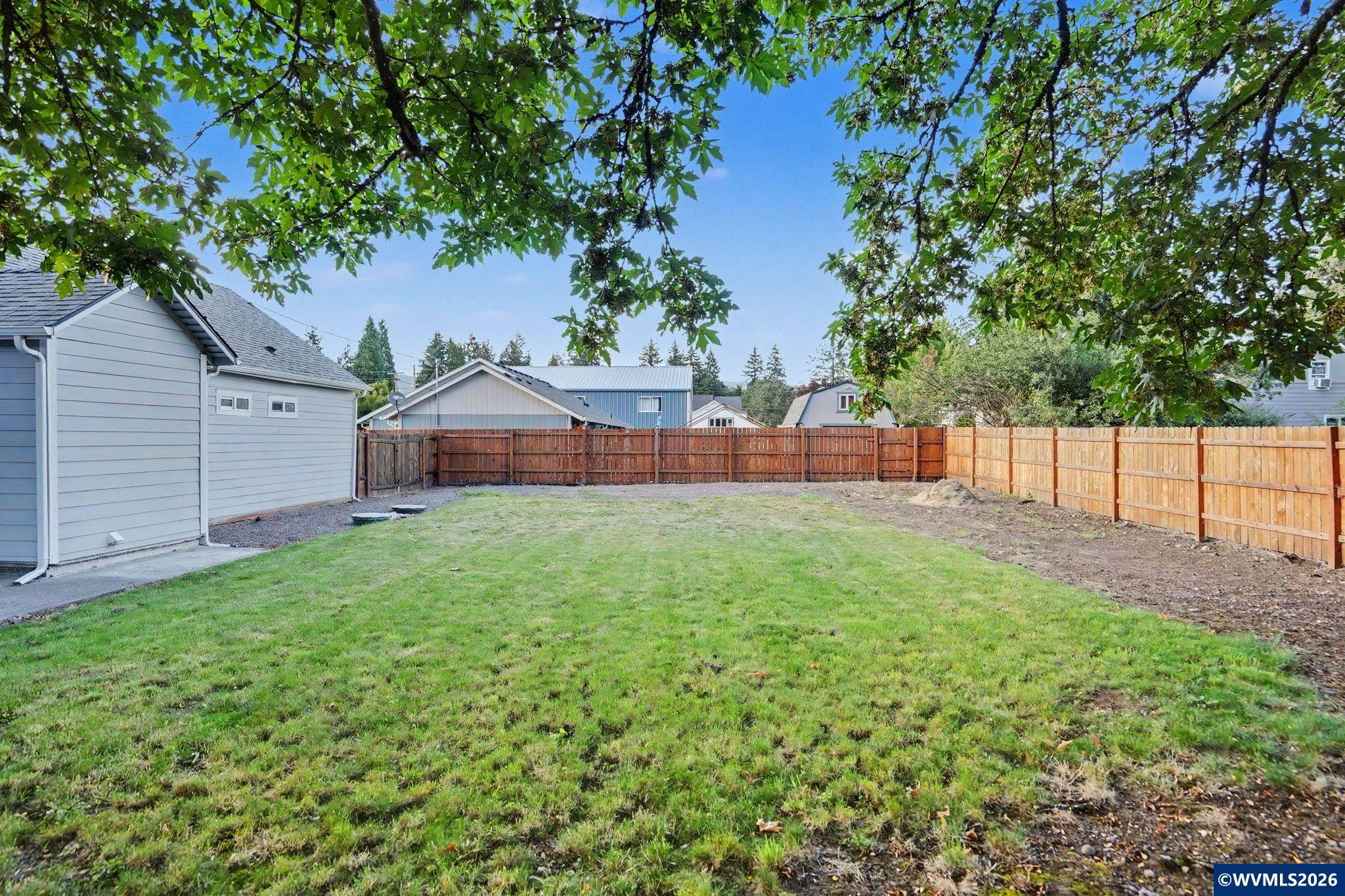 264 7th Street Lyons, OR 97358 - Photo 29 of 32