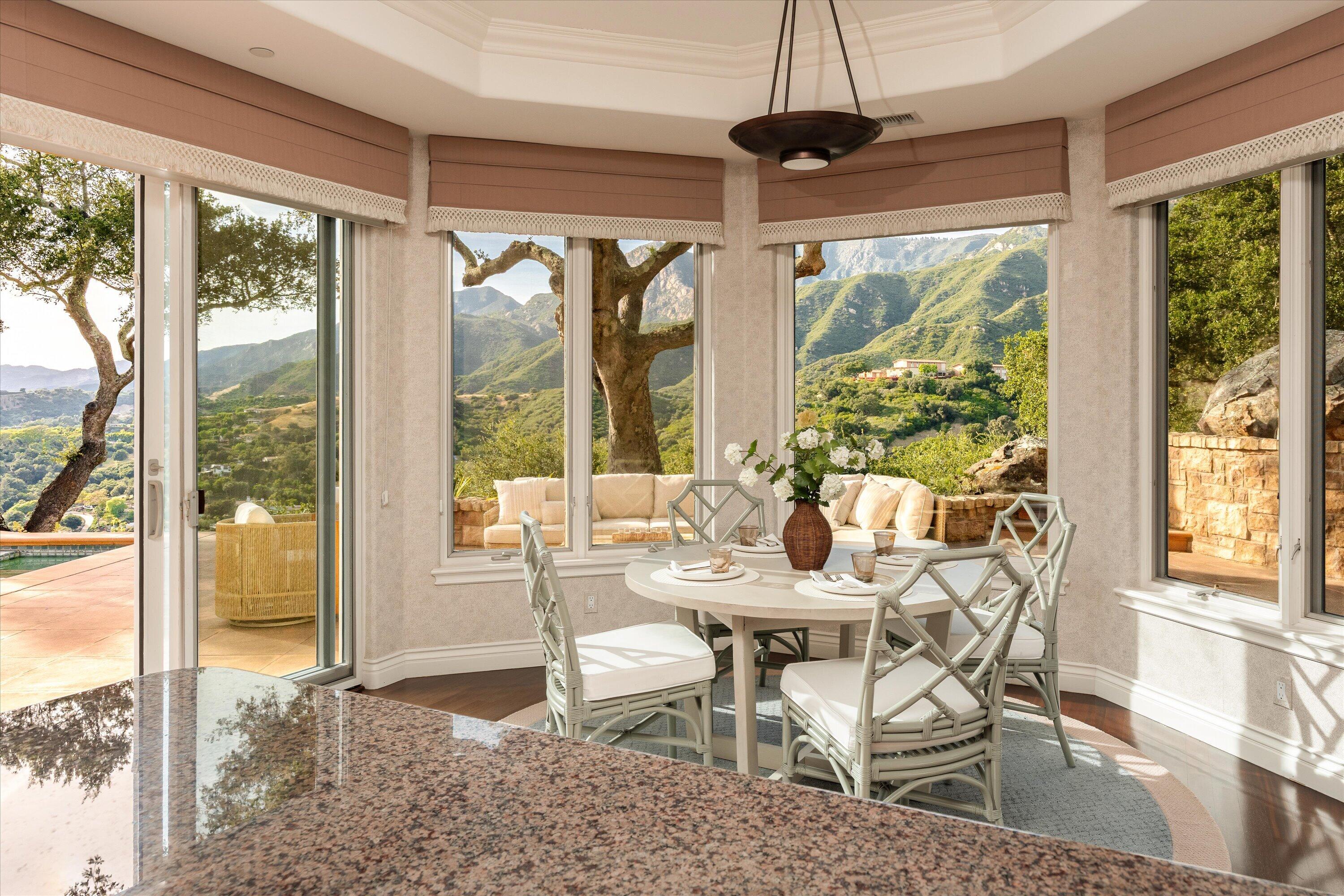 450 El Cielito Road Santa Barbara, CA 93105 - Photo 16 of 30 Breakfast Area