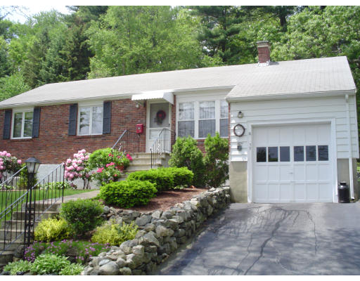 59 Augustus Road Waltham, MA 02452 - Photo 3 of 10 Gallery Image 3