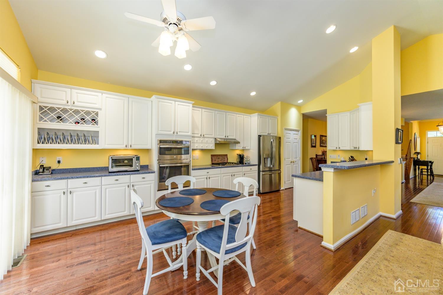 8 Renaissance Boulevard Somerset, NJ 08873 - Photo 12 of 36 Gallery Image 12