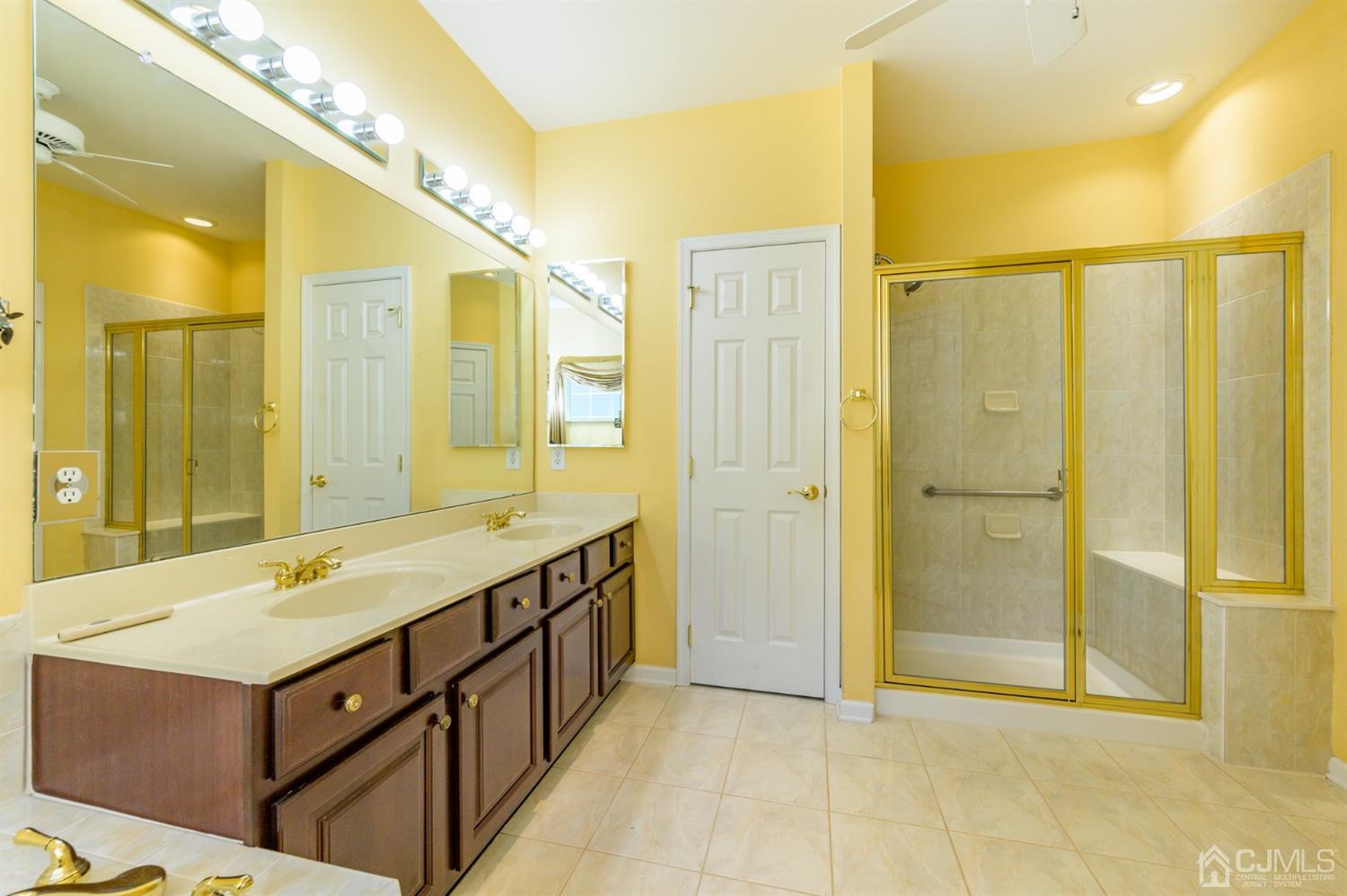 8 Renaissance Boulevard Somerset, NJ 08873 - Photo 24 of 36 Gallery Image 24