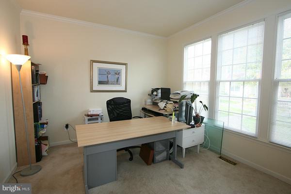 802 Highland Ridge Avenue Gaithersburg, MD 20878 - Photo 3 of 24 Interior (General)