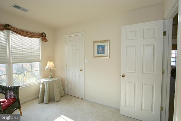 802 Highland Ridge Avenue Gaithersburg, MD 20878 - Photo 21 of 24 Bedroom