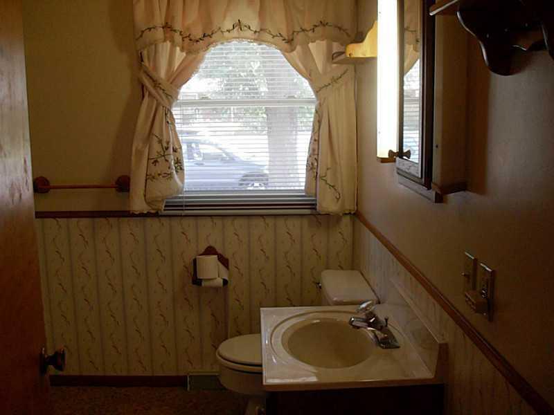 1427 Sussex Road Troy, OH 45373 - Photo 14 of 21 Gallery Image 14