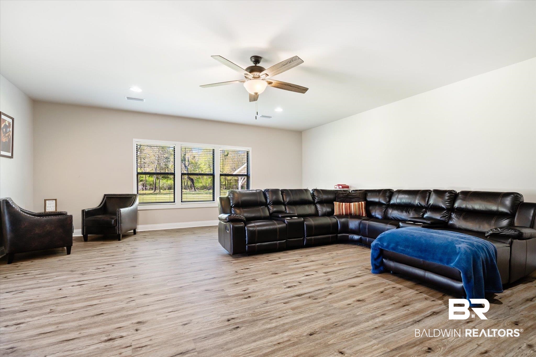 7232 Old Military Road Theodore, AL 36582 - Photo 18 of 42
