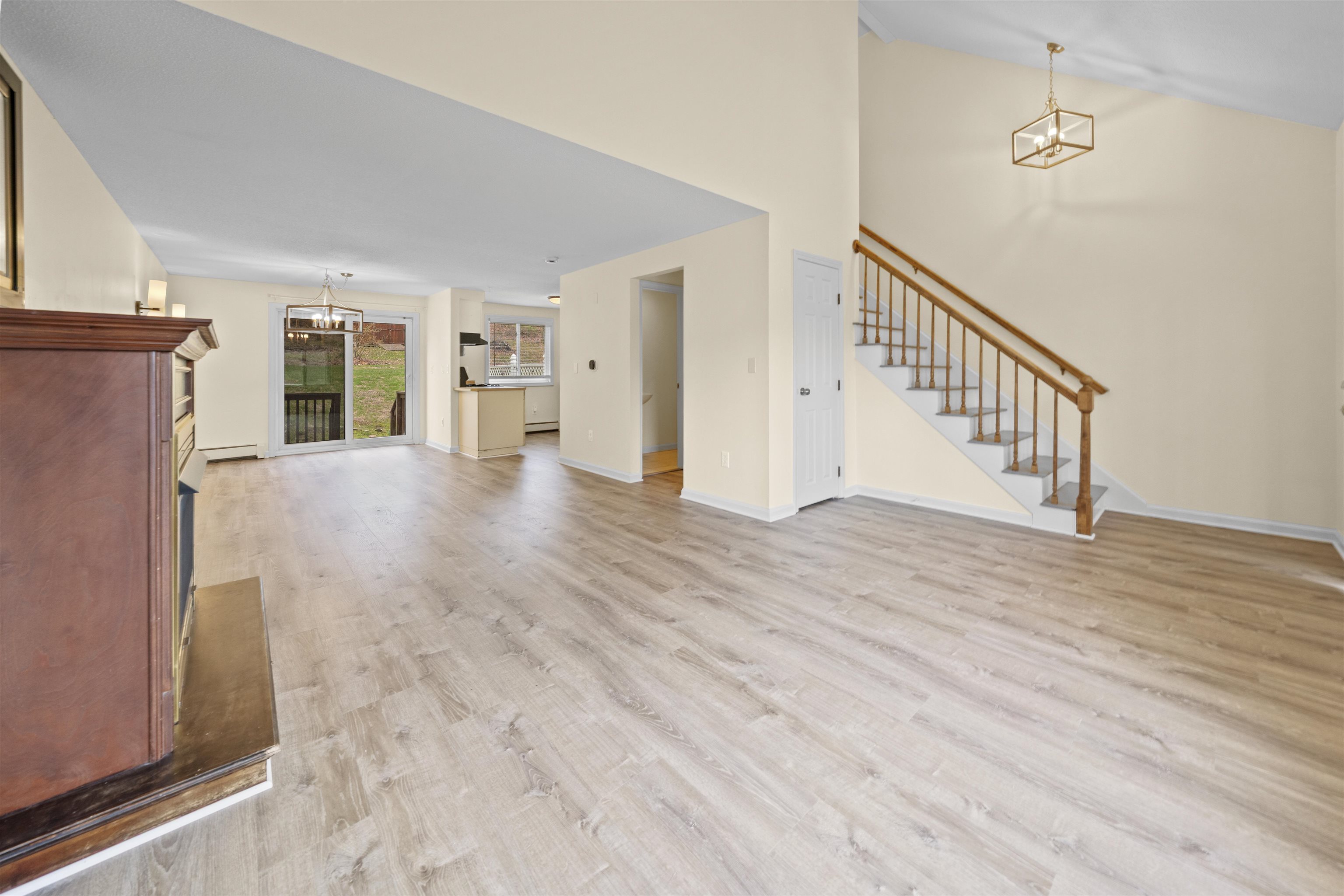 57 A Dale Road Hooksett, NH 03106 - Photo 5 of 24