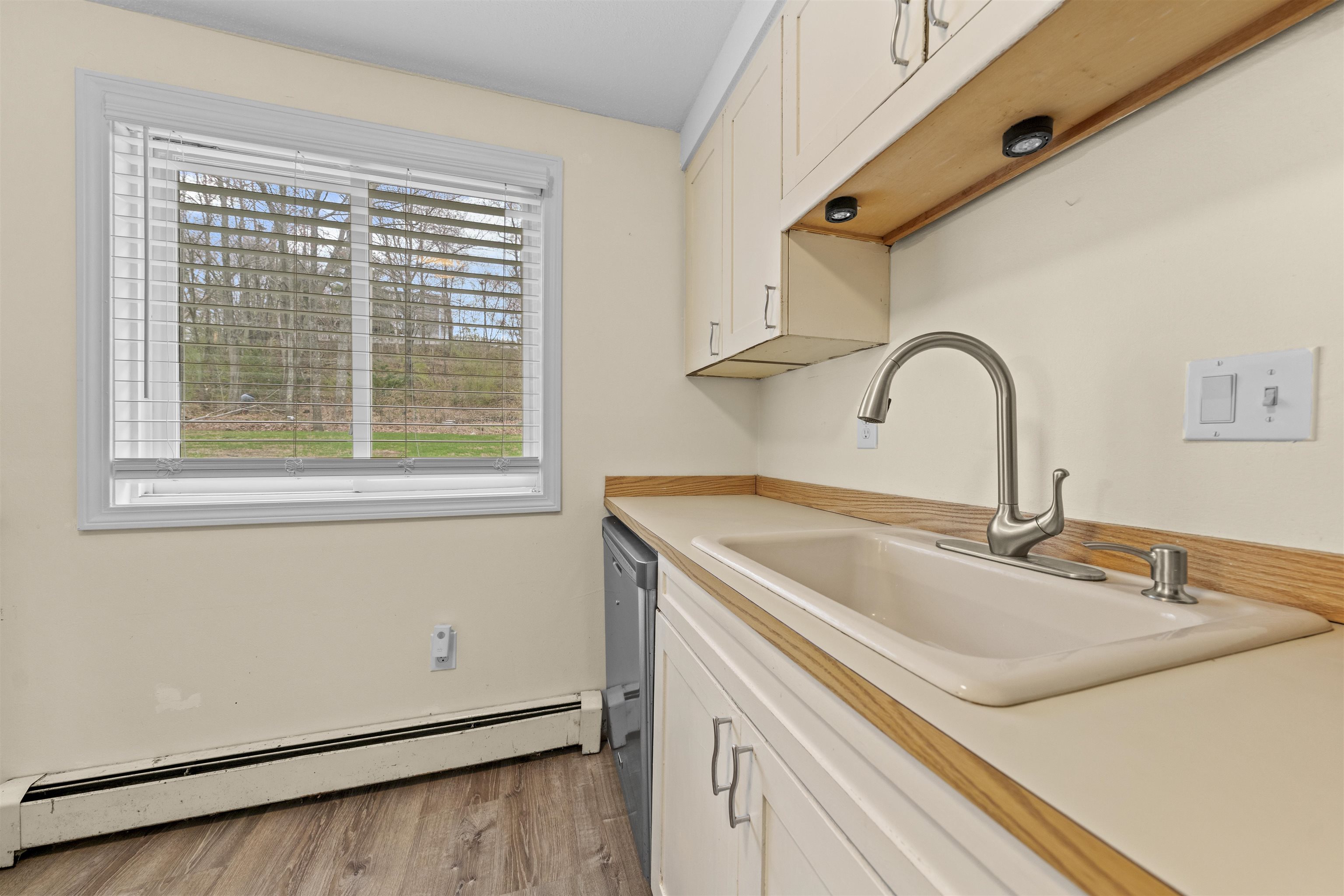 57 A Dale Road Hooksett, NH 03106 - Photo 10 of 24